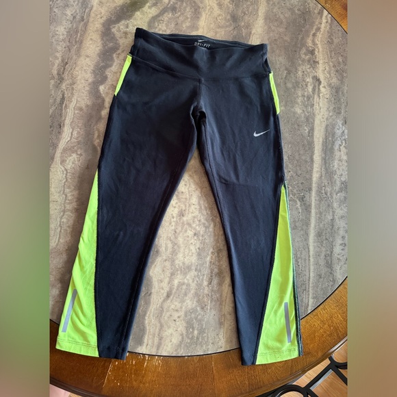 Set of Nike xs leggings in gray and black - Picture 2 of 9